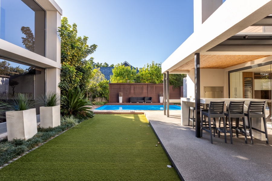 4 Bedroom Property for Sale in Pearl Valley at Val de Vie Western Cape